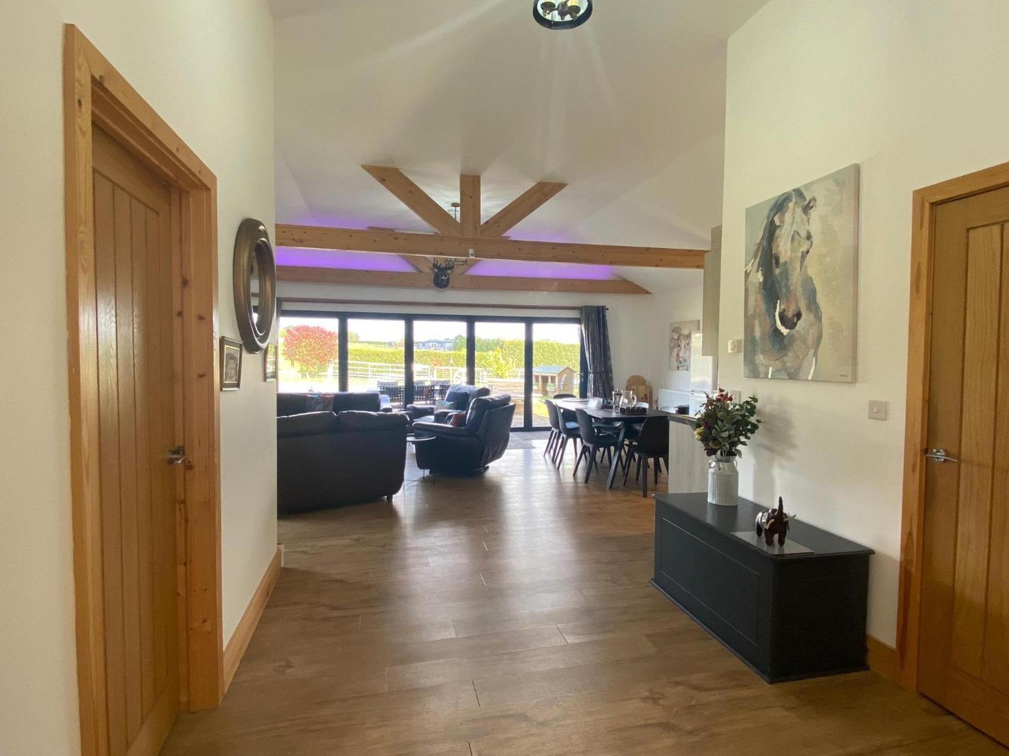King Richard's Luxury Lodge: Sherwood Forest Retreat Nottingham Exterior photo